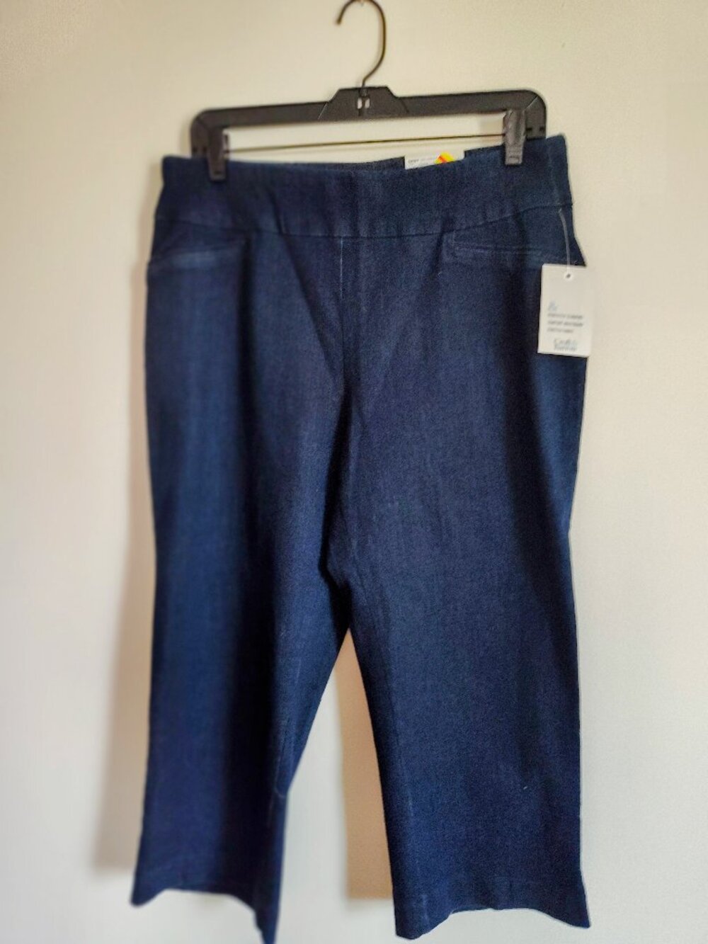 Croft & Barrow Denim Capri's